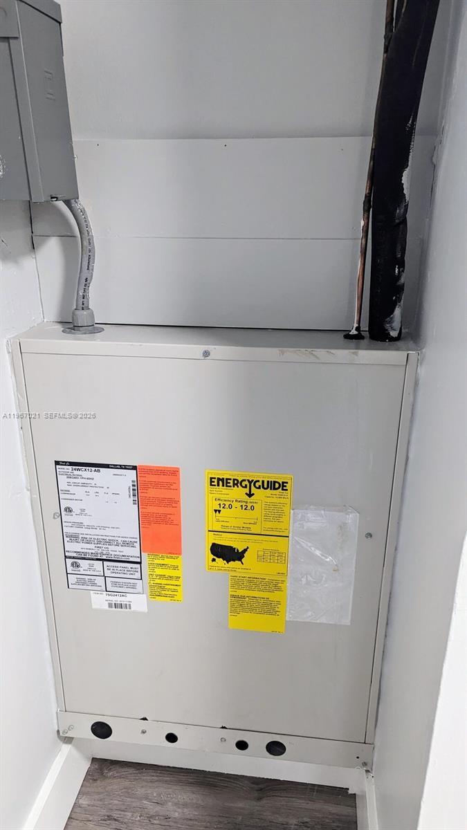 ORIOLE GARDENS 31 CONDO - Residential