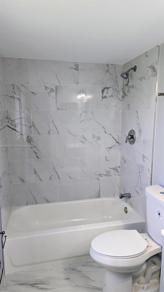 ORIOLE GARDENS 31 CONDO - Residential