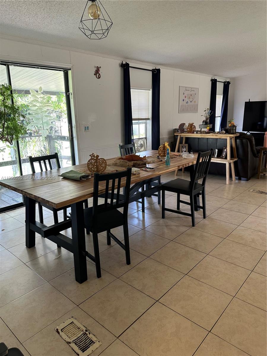 Angus Valley unit - Residential