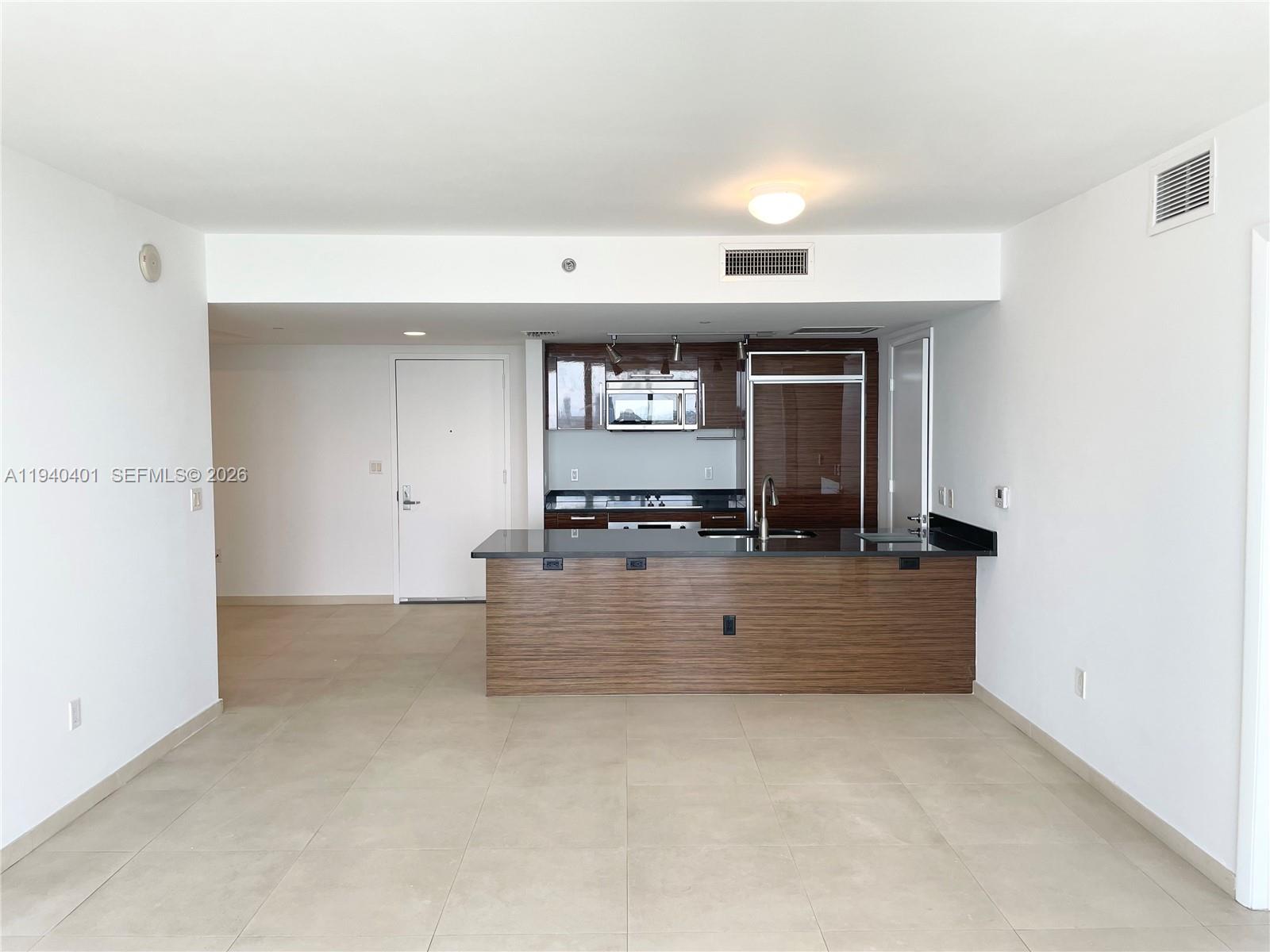 50 Biscayne Blvd 2008