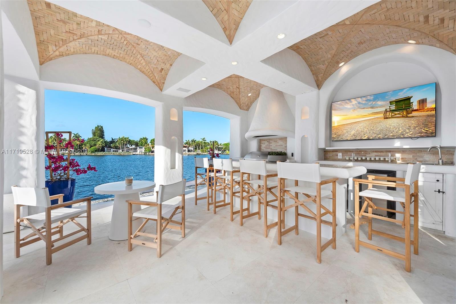 HIBISCUS ISLAND - Residential