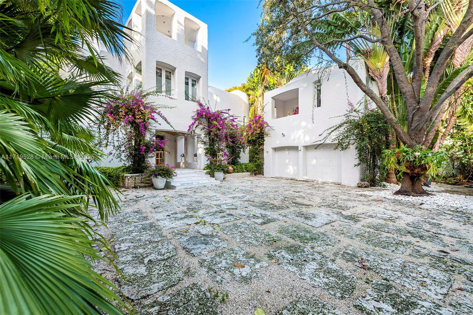 HIBISCUS ISLAND - Residential