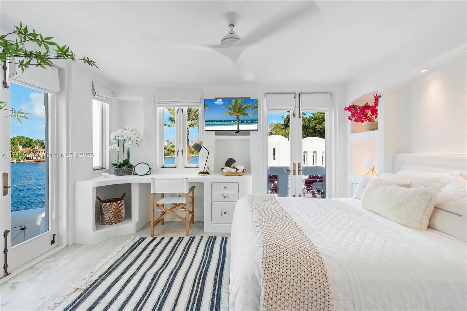 HIBISCUS ISLAND - Residential
