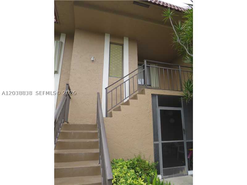 Photo of 205 Lakeview Dr #202, Weston, FL 33326 (MLS # A12038838)