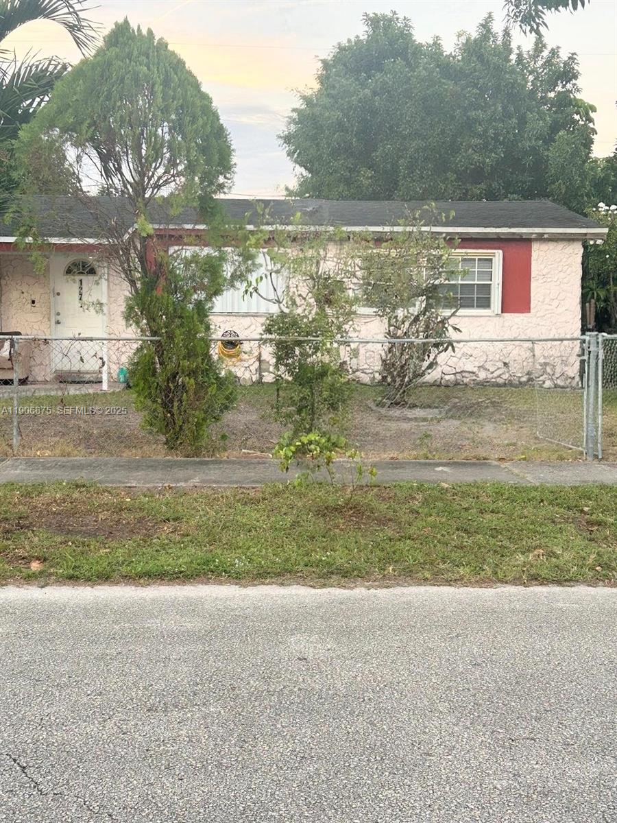 IVES ESTATES SEC 4 - Residential