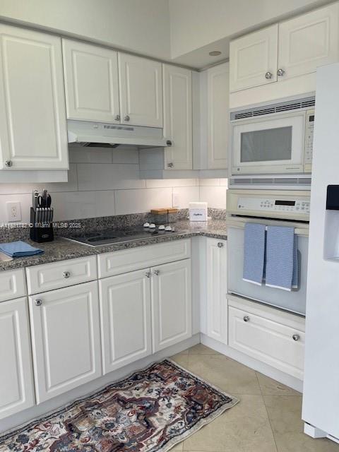 Blue Diamond Condo - Residential Lease