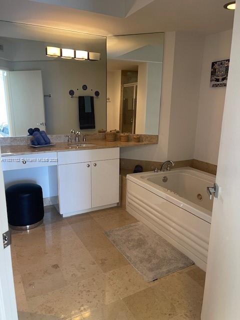 Blue Diamond Condo - Residential Lease