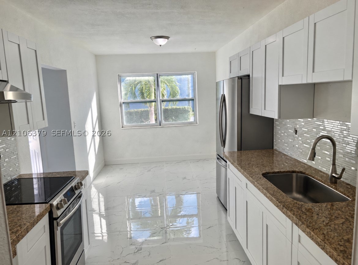 2625 NW 55th St