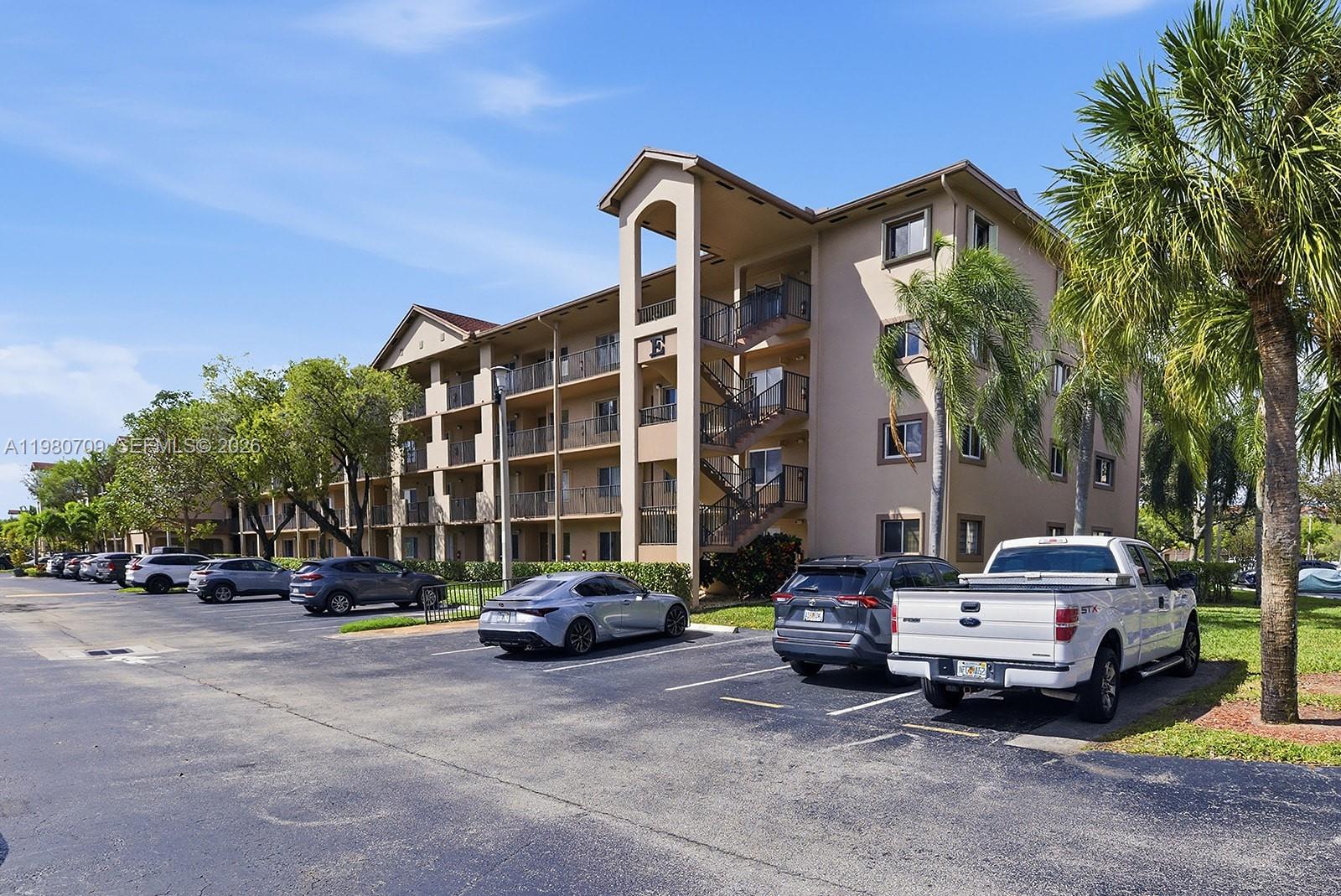 SUFFOLK AT CENTURY VILLAG - Residential