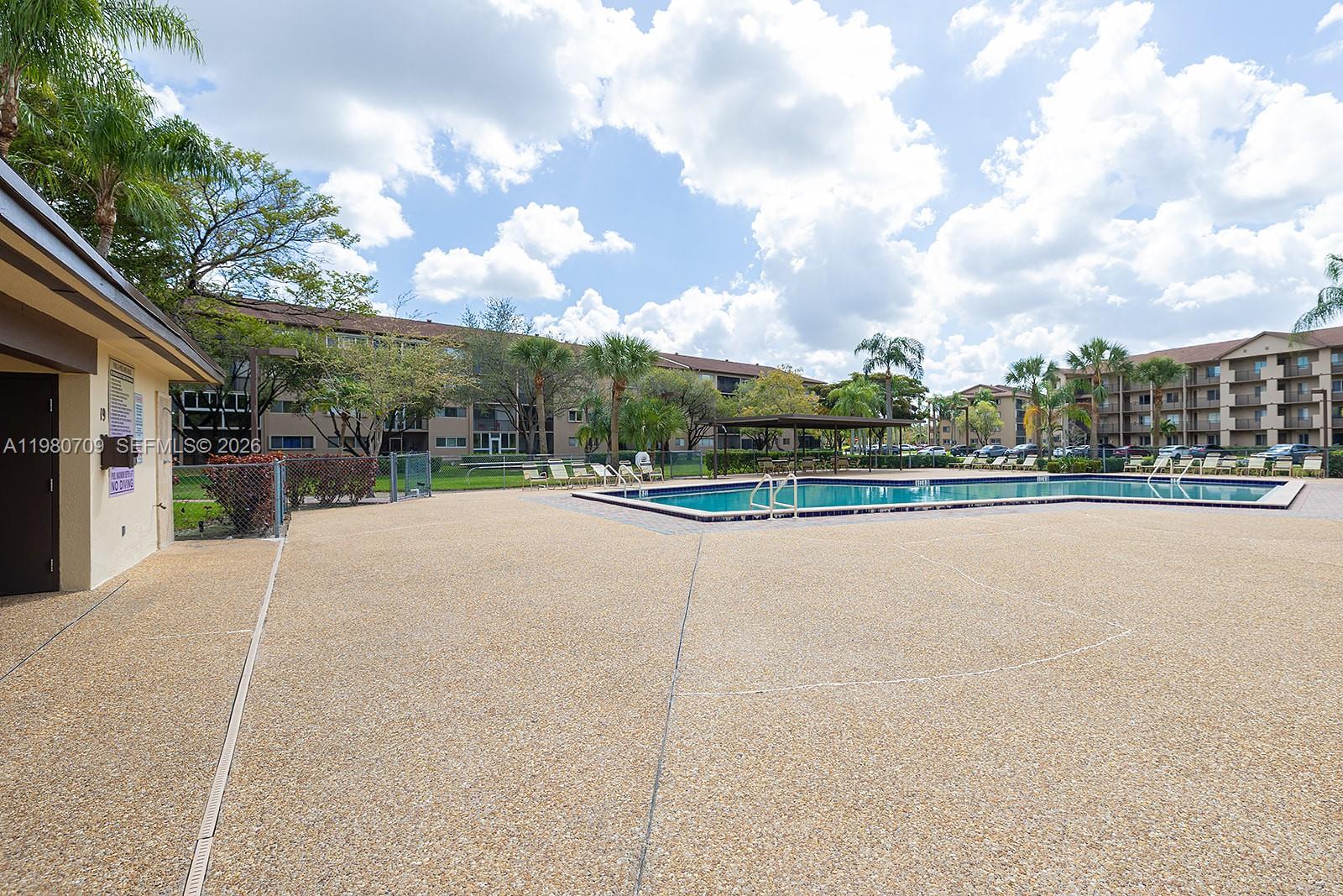 SUFFOLK AT CENTURY VILLAG - Residential