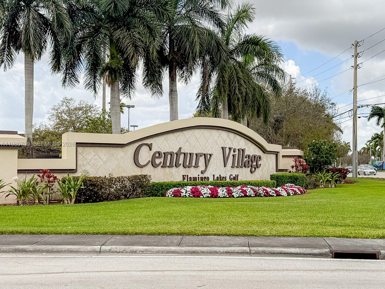 SUFFOLK AT CENTURY VILLAG - Residential