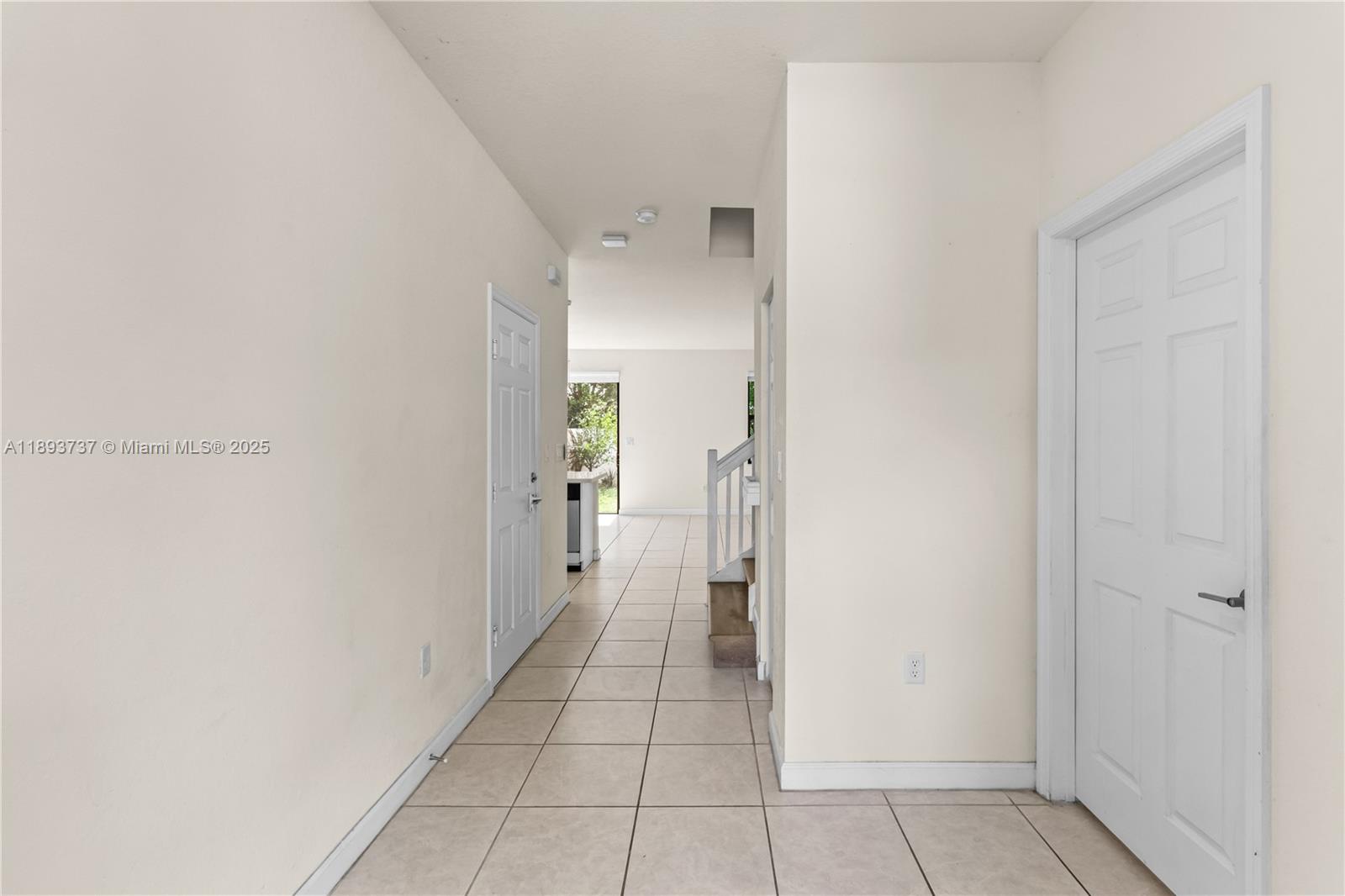 AQUABELLA SECTION ONE - Residential