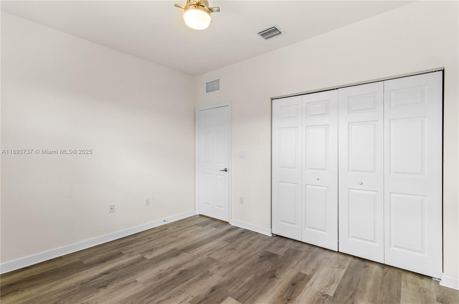 AQUABELLA SECTION ONE - Residential