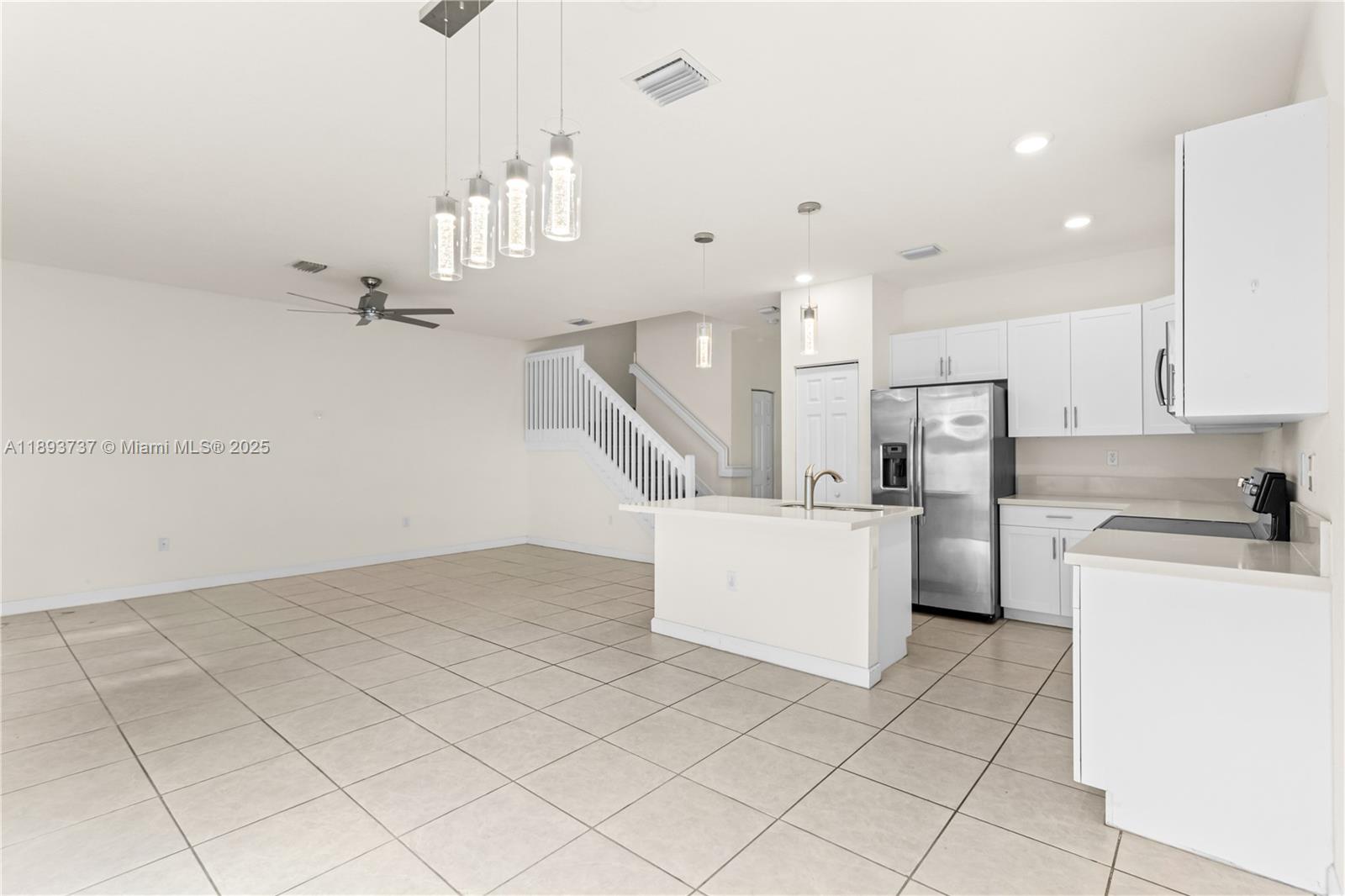 AQUABELLA SECTION ONE - Residential