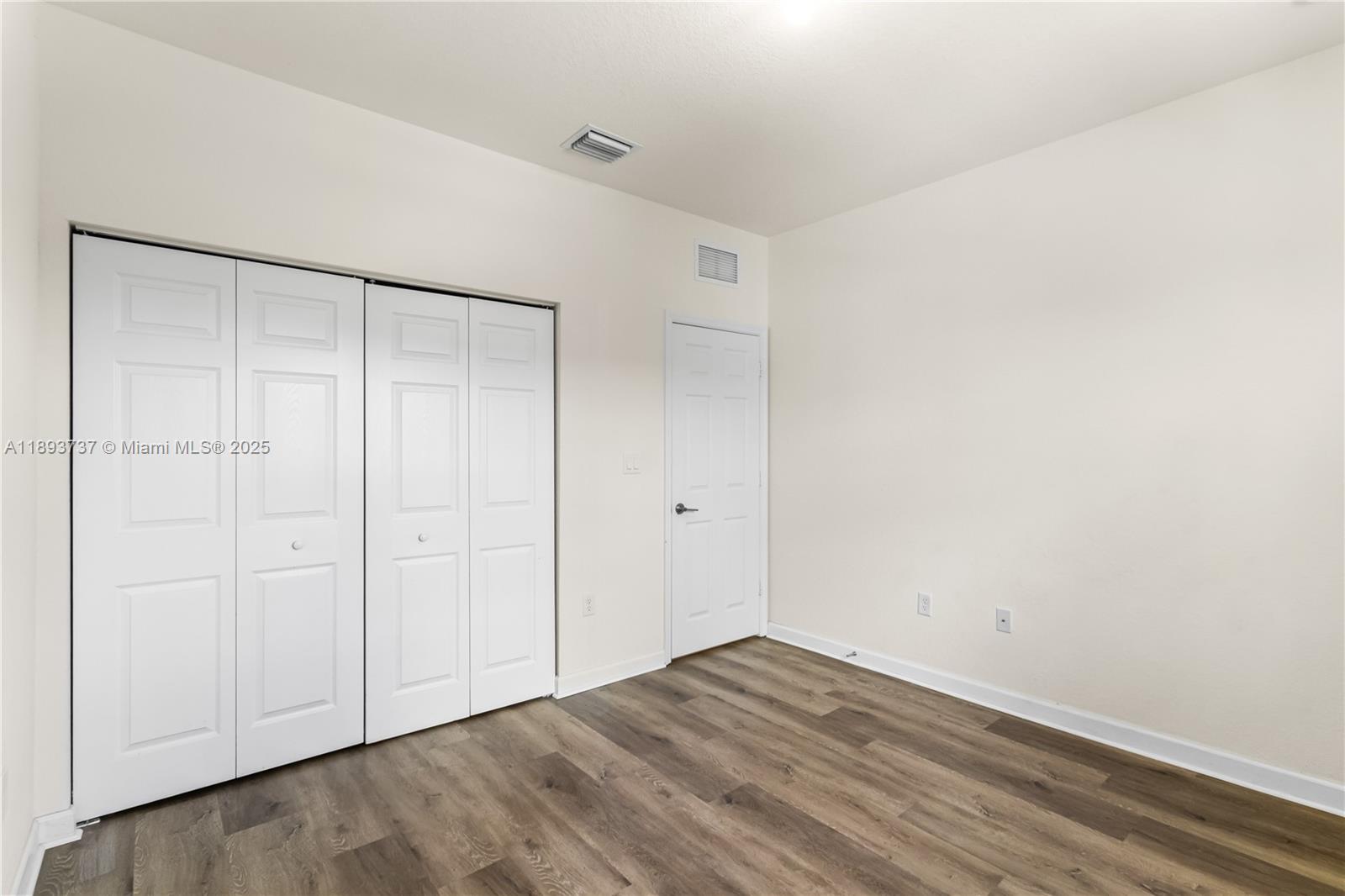 AQUABELLA SECTION ONE - Residential