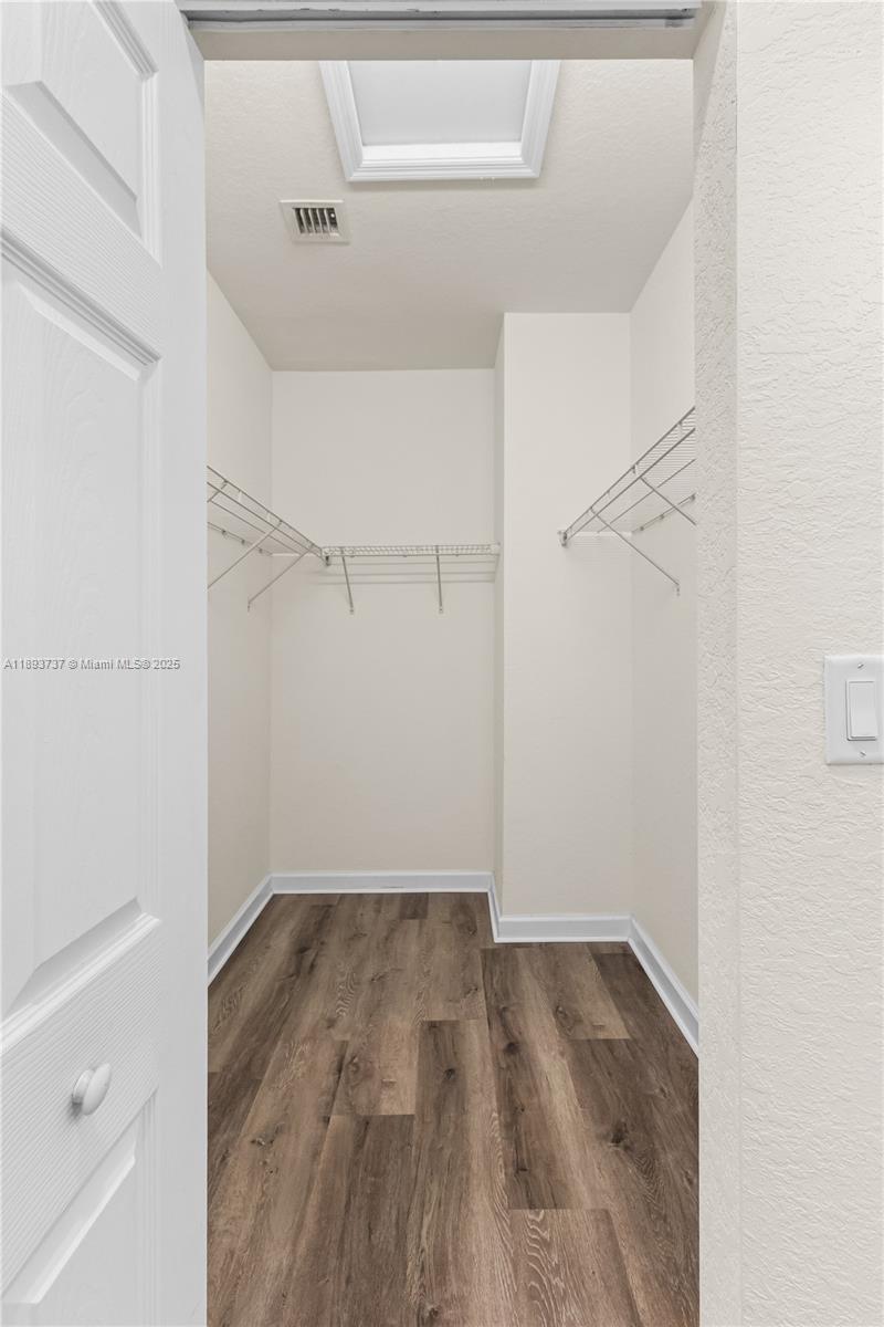 AQUABELLA SECTION ONE - Residential