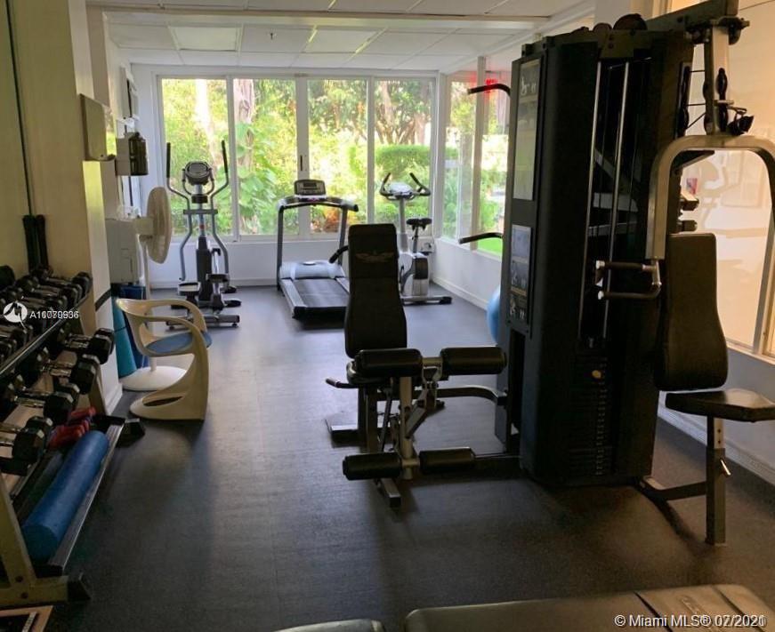 THE MANTELL CONDO - Residential Lease