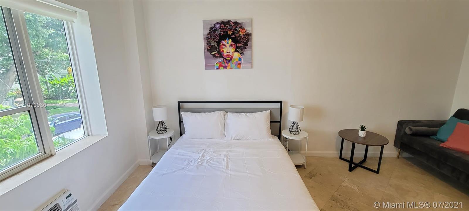 THE MANTELL CONDO - Residential Lease