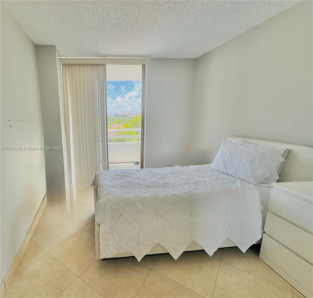 DELVISTA TOWERS CONDO - Residential