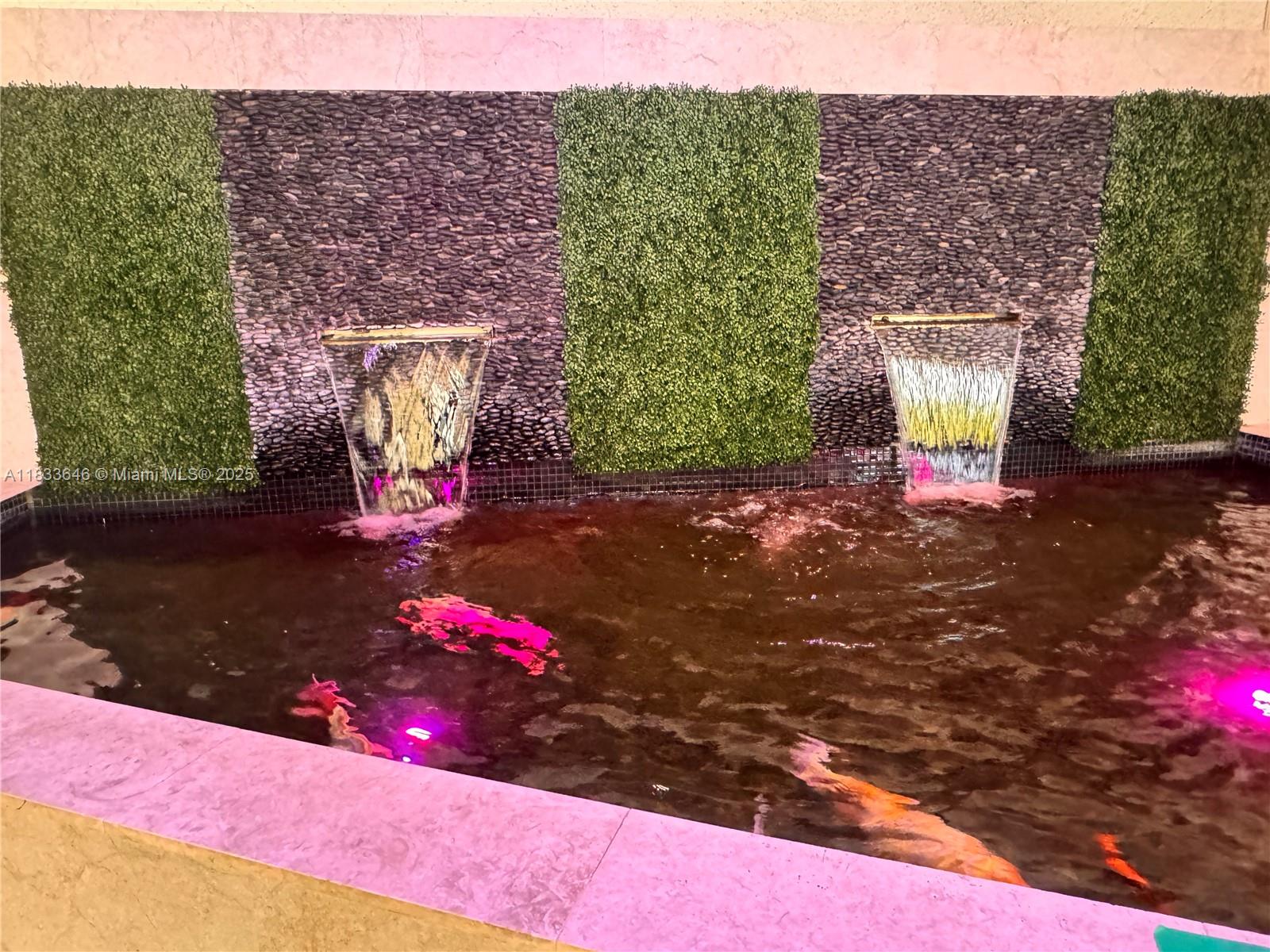 DELVISTA TOWERS CONDO - Residential