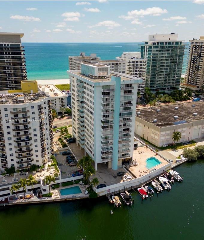 Photo 1 of 5838 Collins Ave 4D, Miami Beach, Florida, $330,000, Web #: 11772399