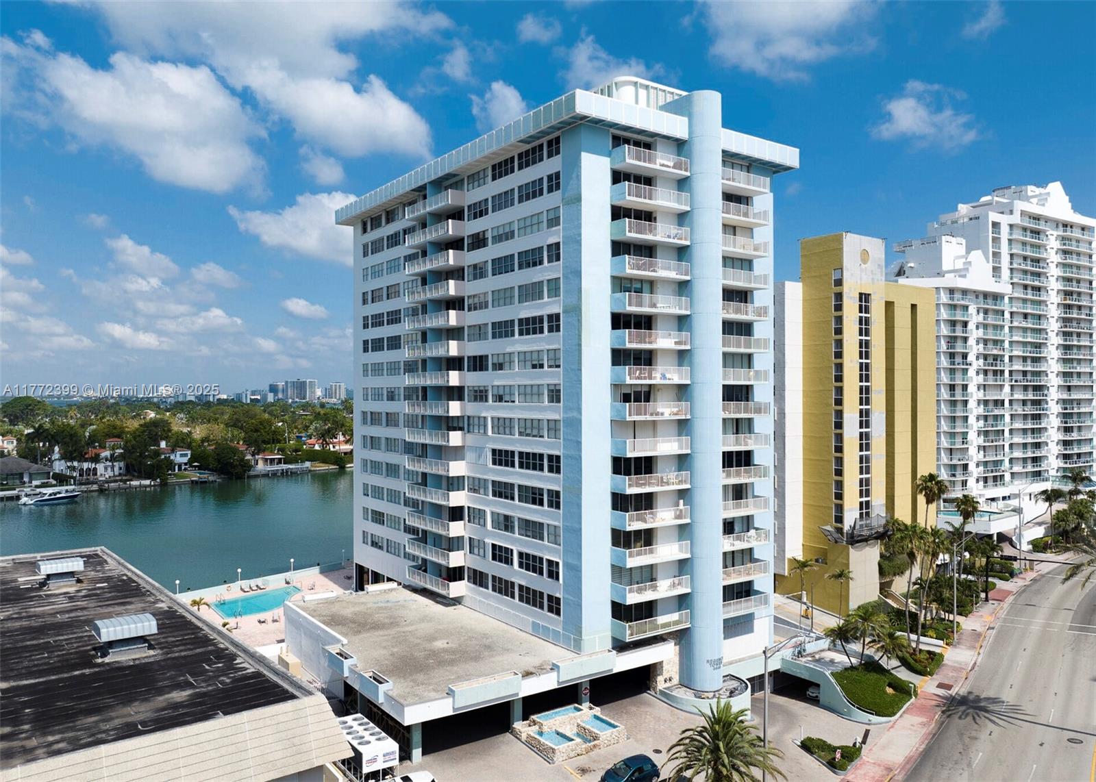 5838 CONDOMINIUM - Residential