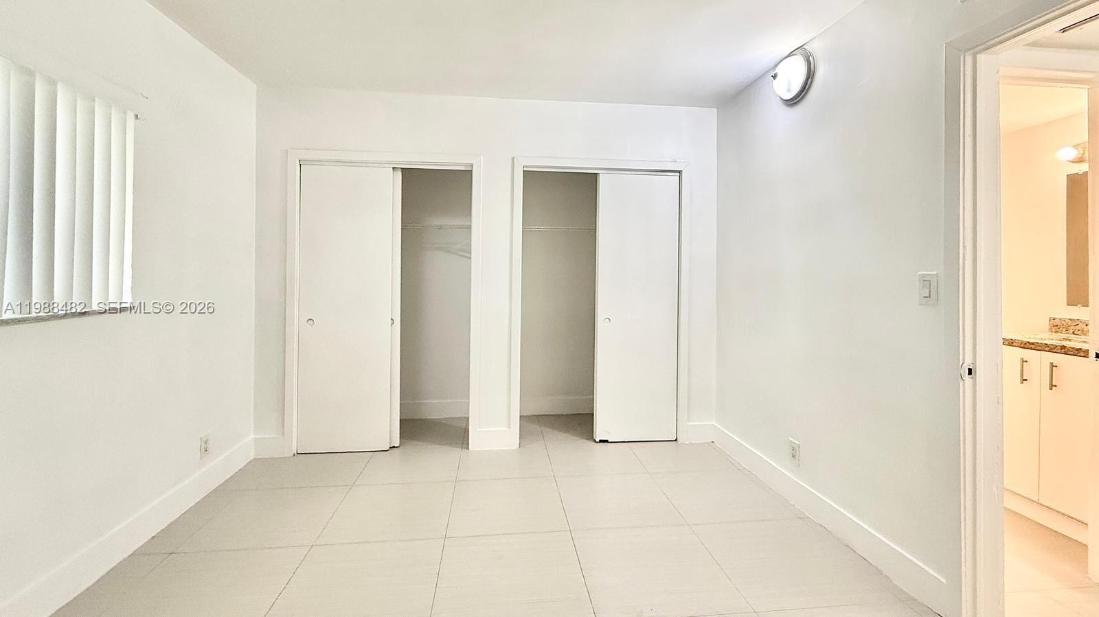 NORTH HOLLYWOOD - Residential Lease