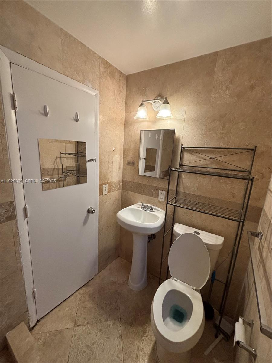 LINCOLN SUB - Residential Lease