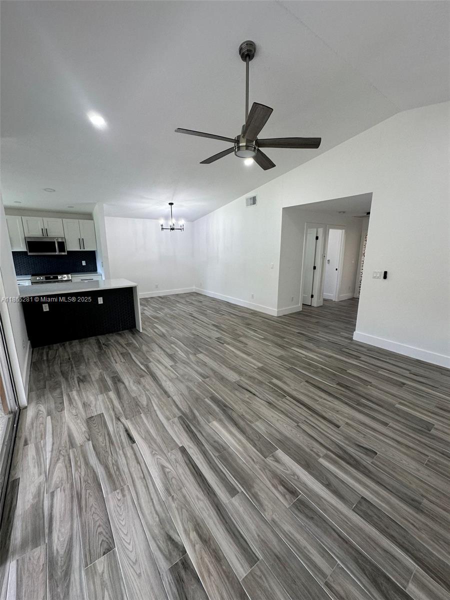 Royal Woods Ph 02 - Residential