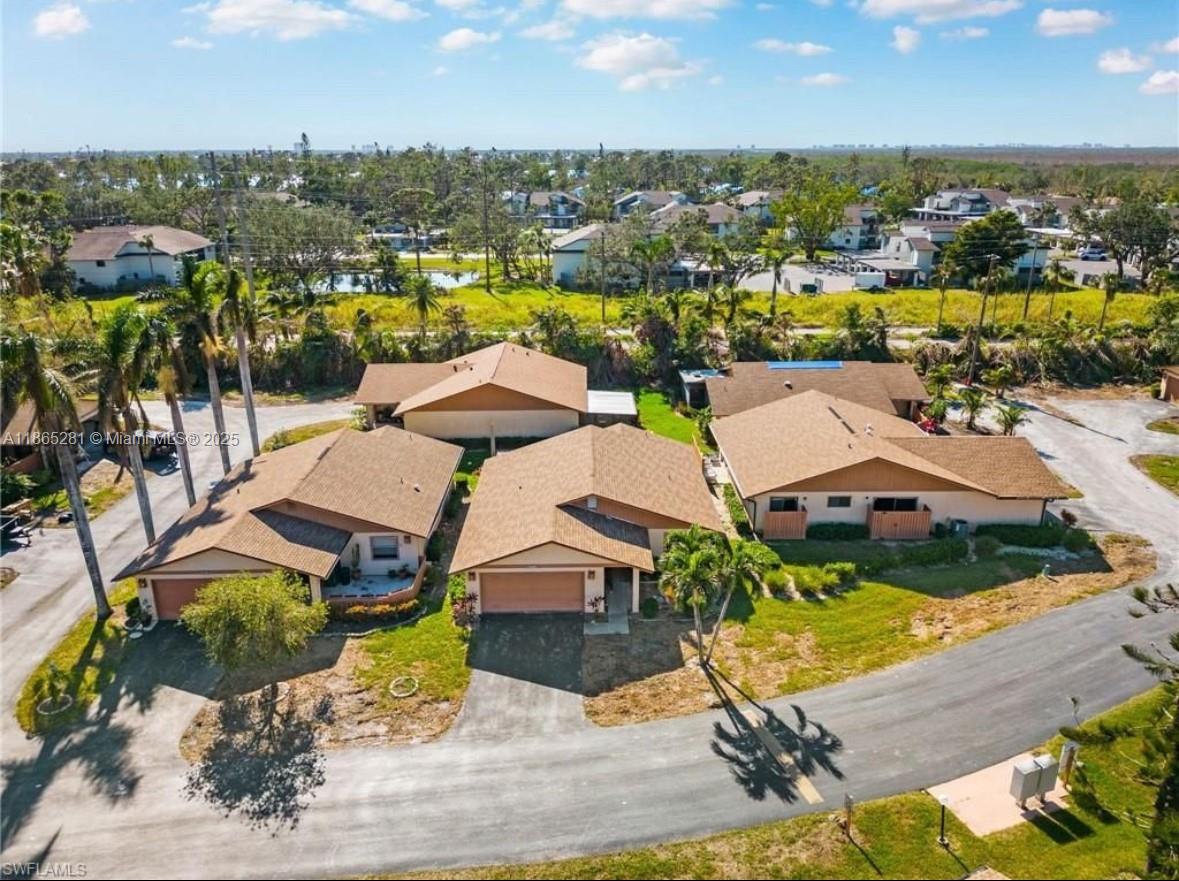 6478 E Royal Woods