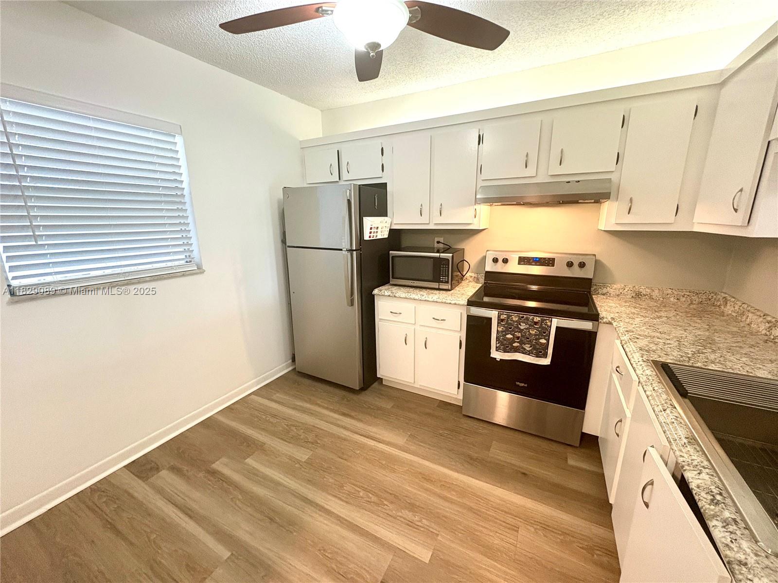 2860 Somerset Dr 211K, Lauderdale Lakes, FL, 33311/$98,000 3 2860 Somerset Dr 211K