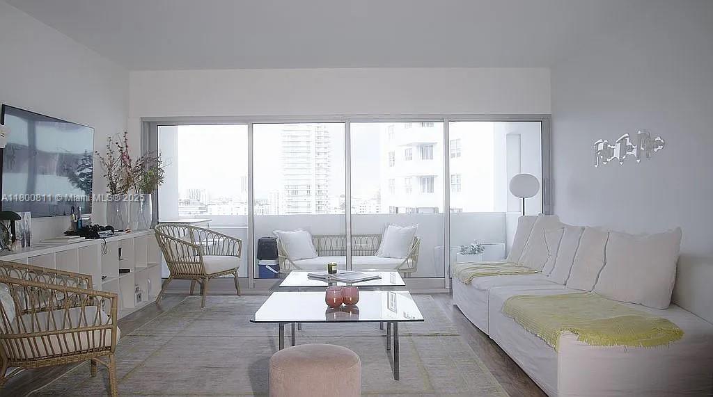 BELLE ISLE - Residential