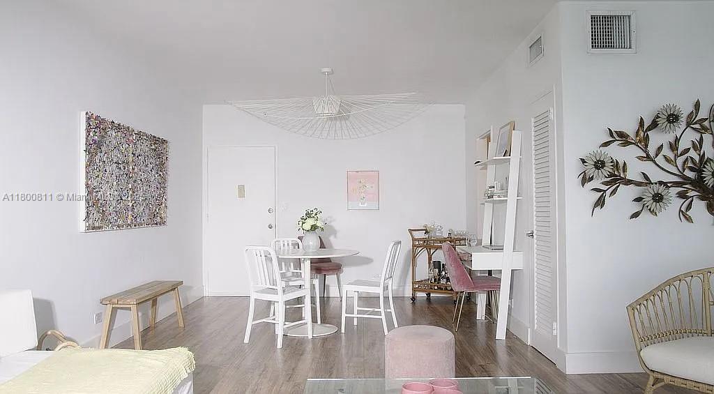 BELLE ISLE - Residential