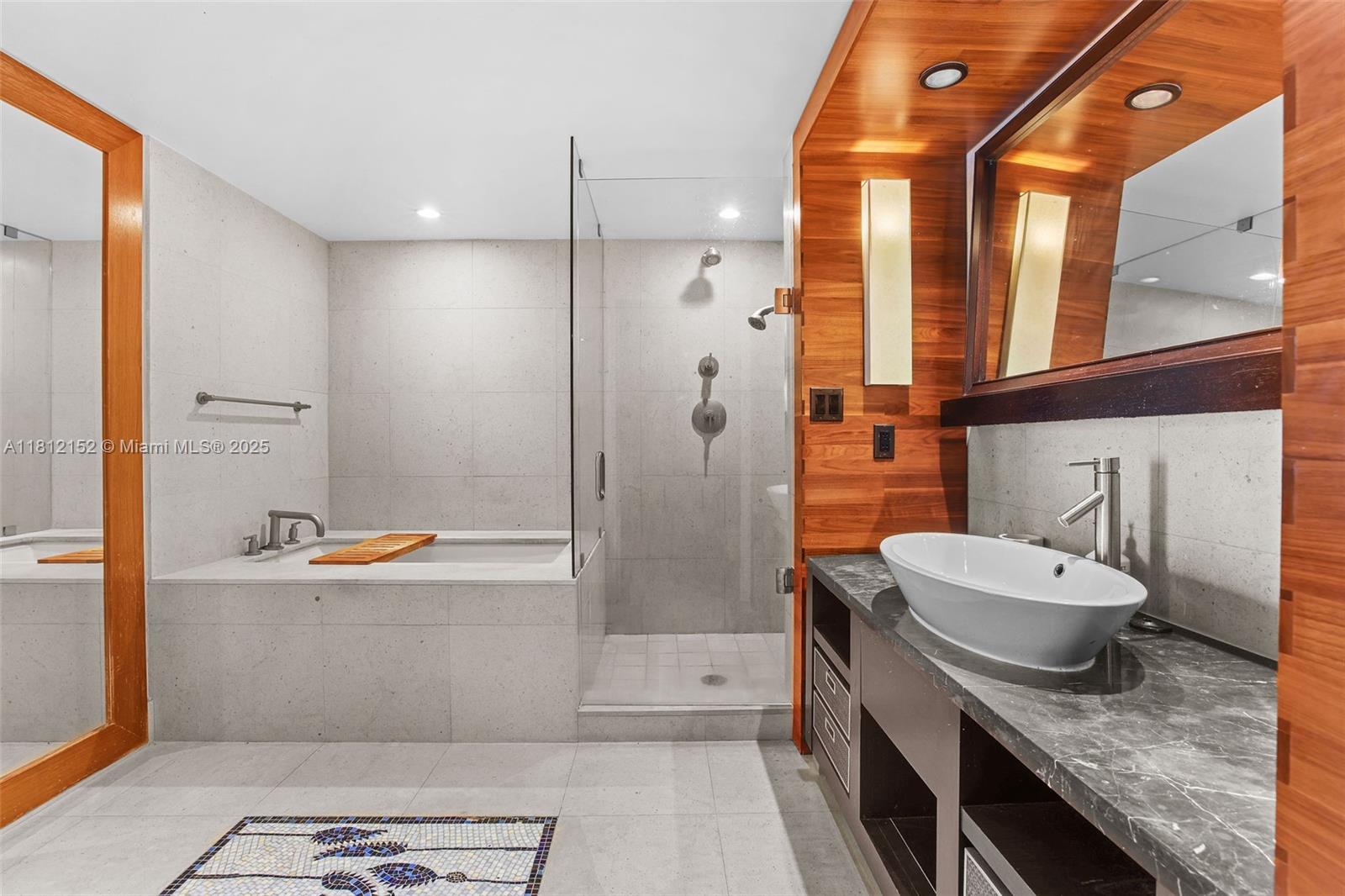 CENTRAL CARILLON BEACH CO - Residential