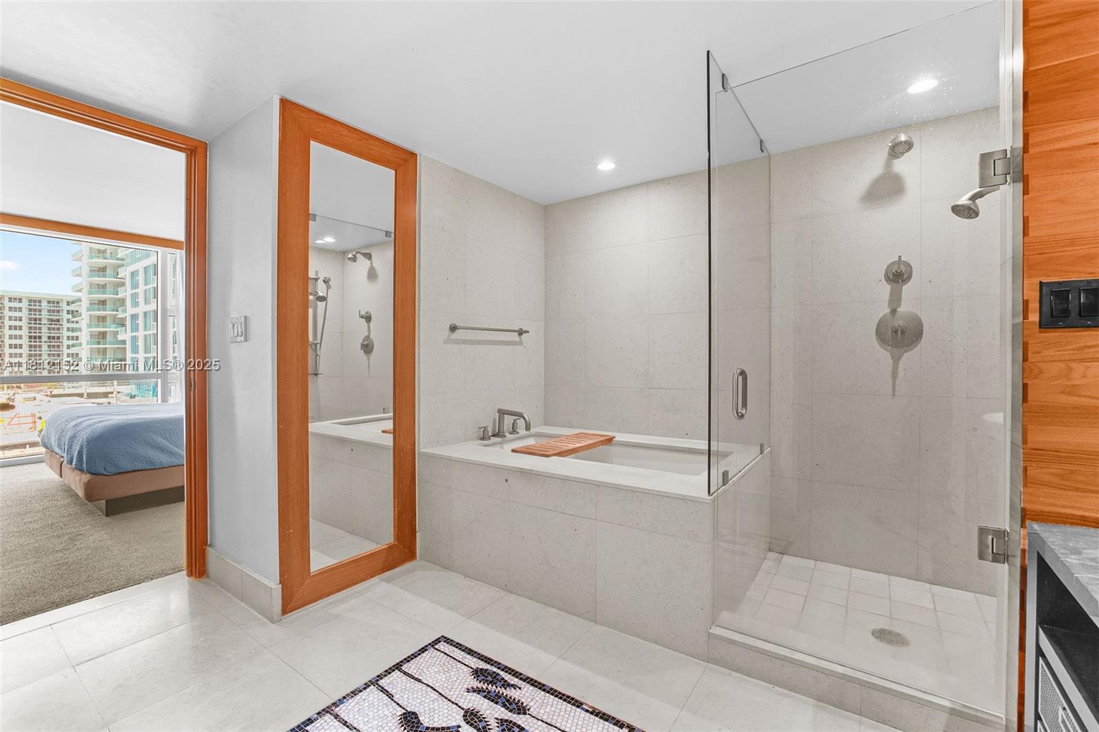 CENTRAL CARILLON BEACH CO - Residential