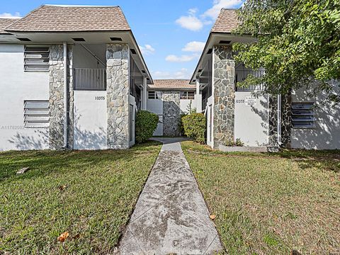10375 SW 40th St X Miami FL 33165