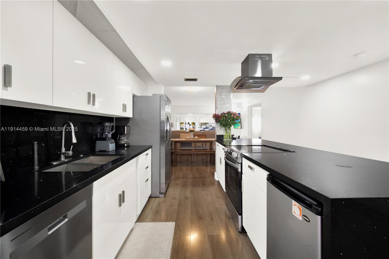 HAWTHORNE AT CENTURY VILL - Residential