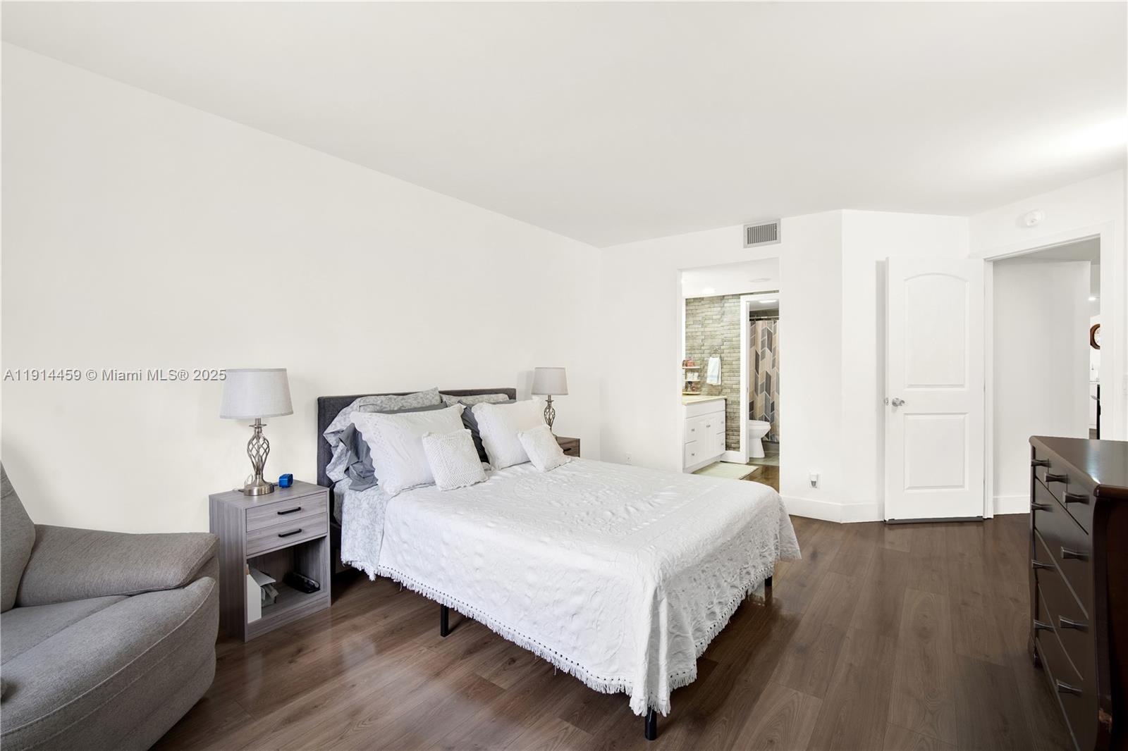 HAWTHORNE AT CENTURY VILL - Residential