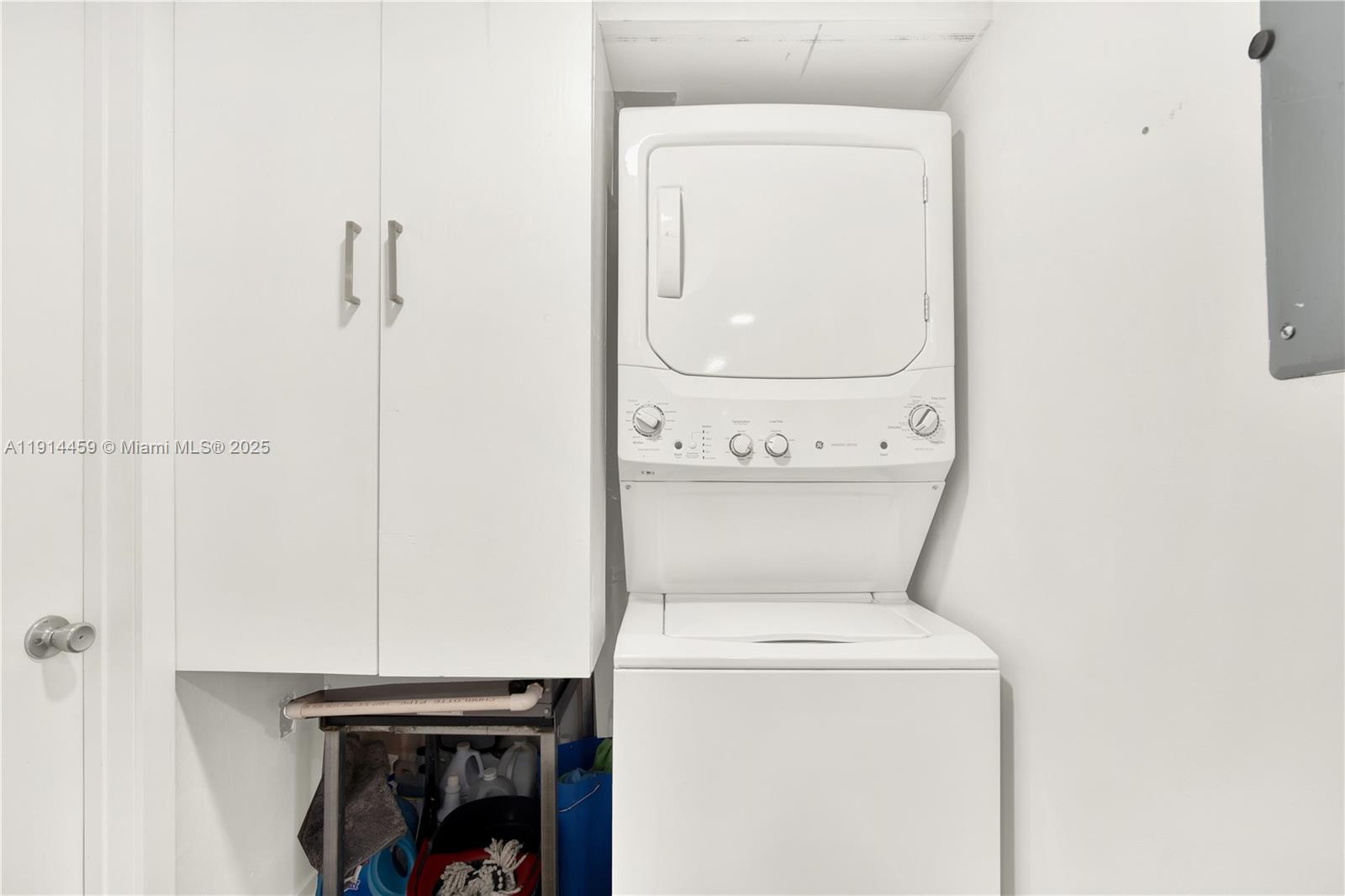 HAWTHORNE AT CENTURY VILL - Residential