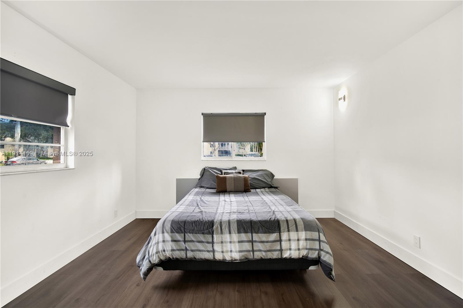 HAWTHORNE AT CENTURY VILL - Residential