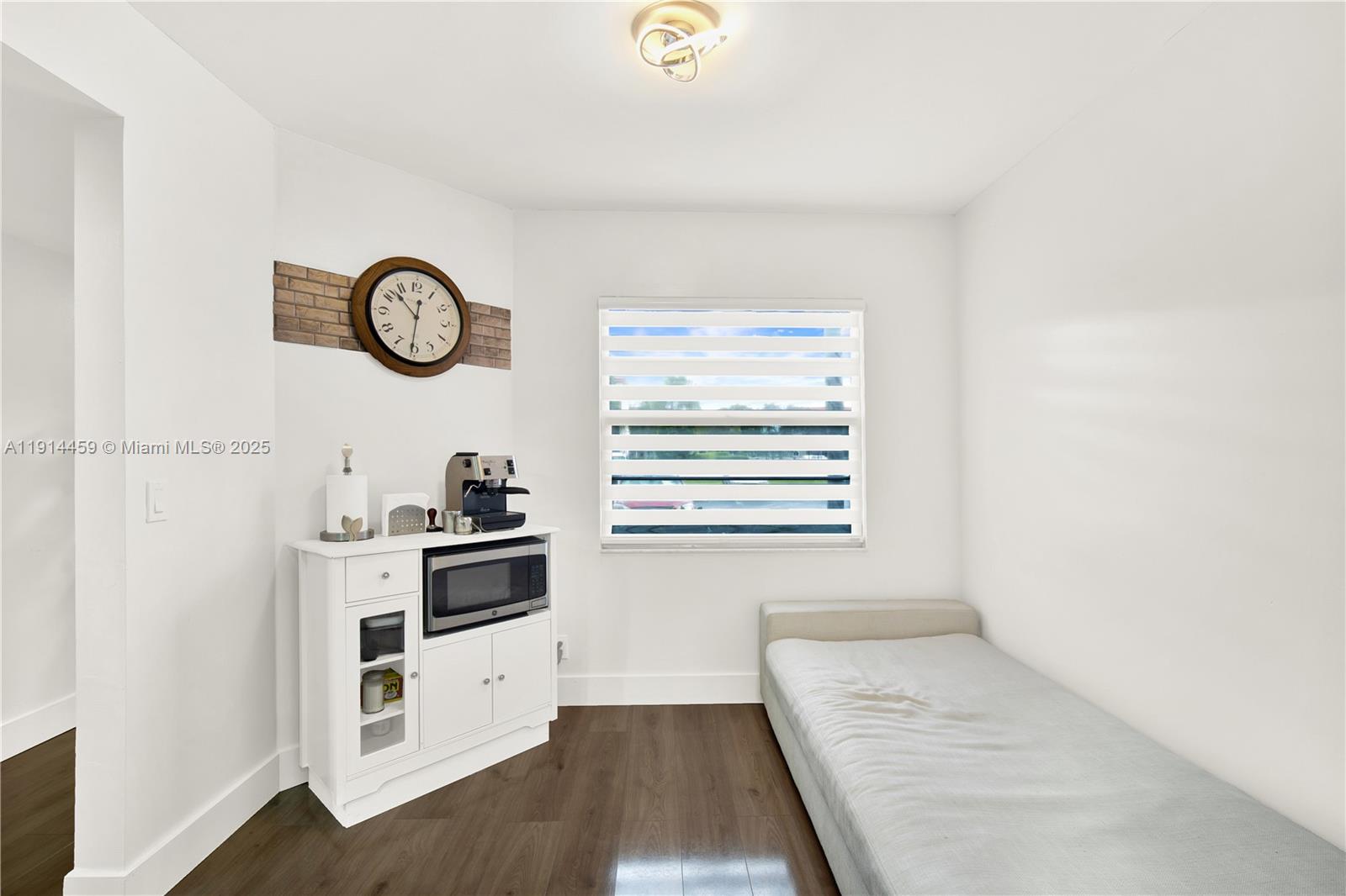 HAWTHORNE AT CENTURY VILL - Residential