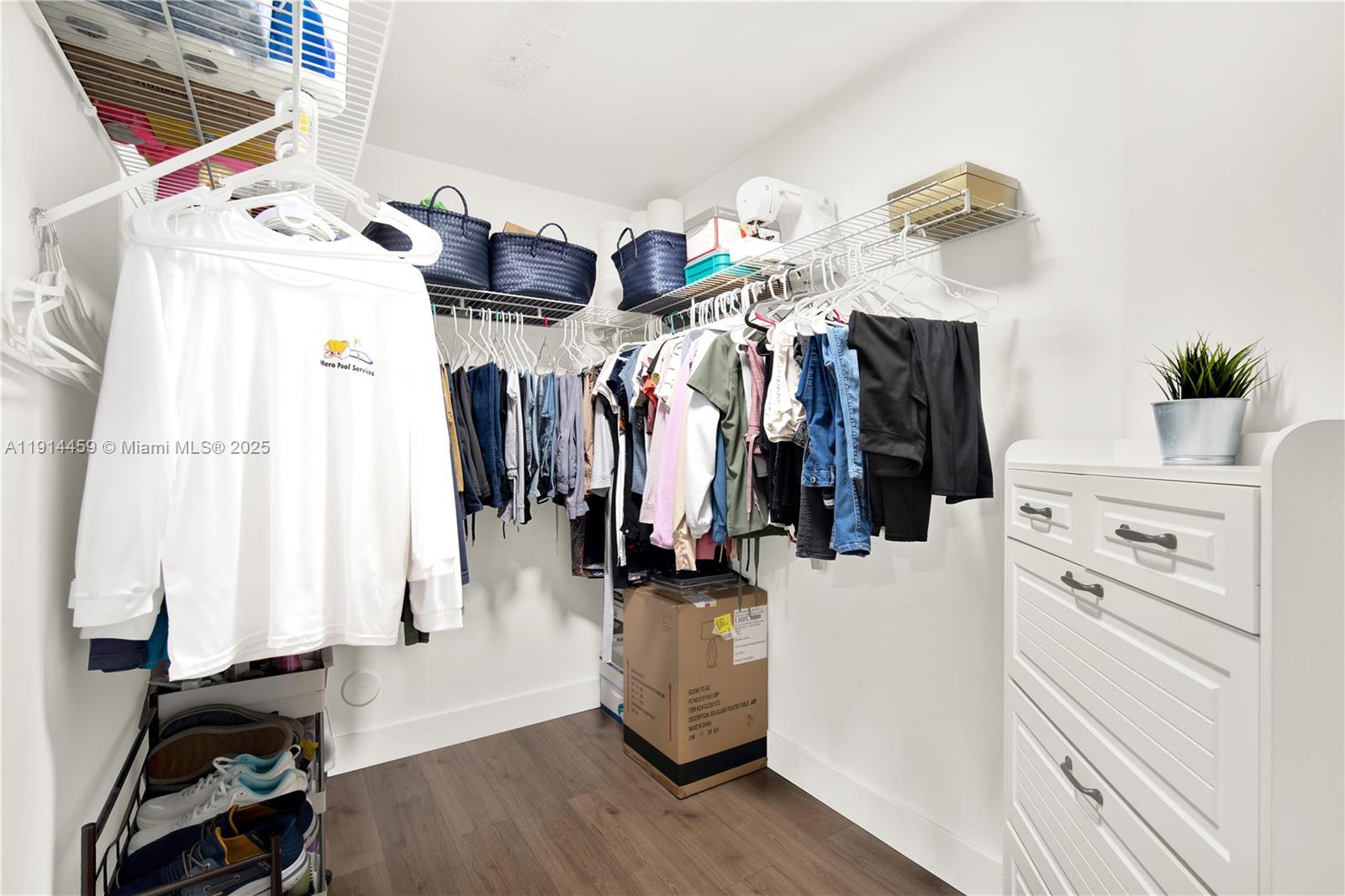 HAWTHORNE AT CENTURY VILL - Residential