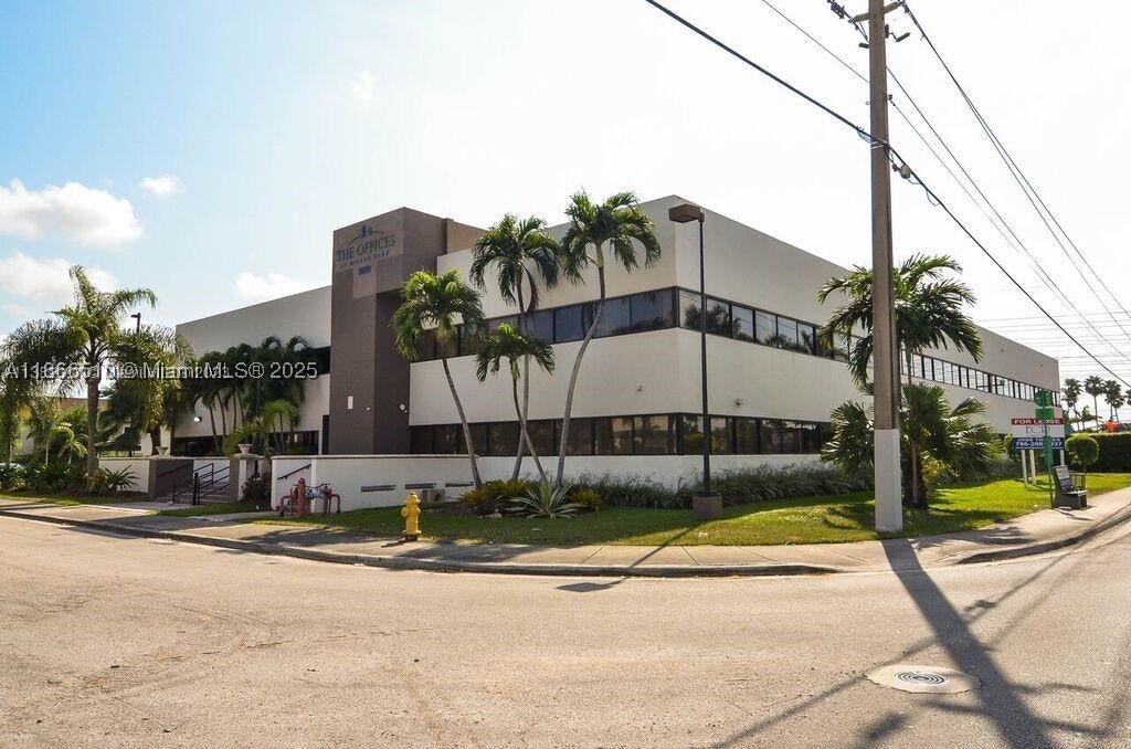 5600 SW 135th Ave