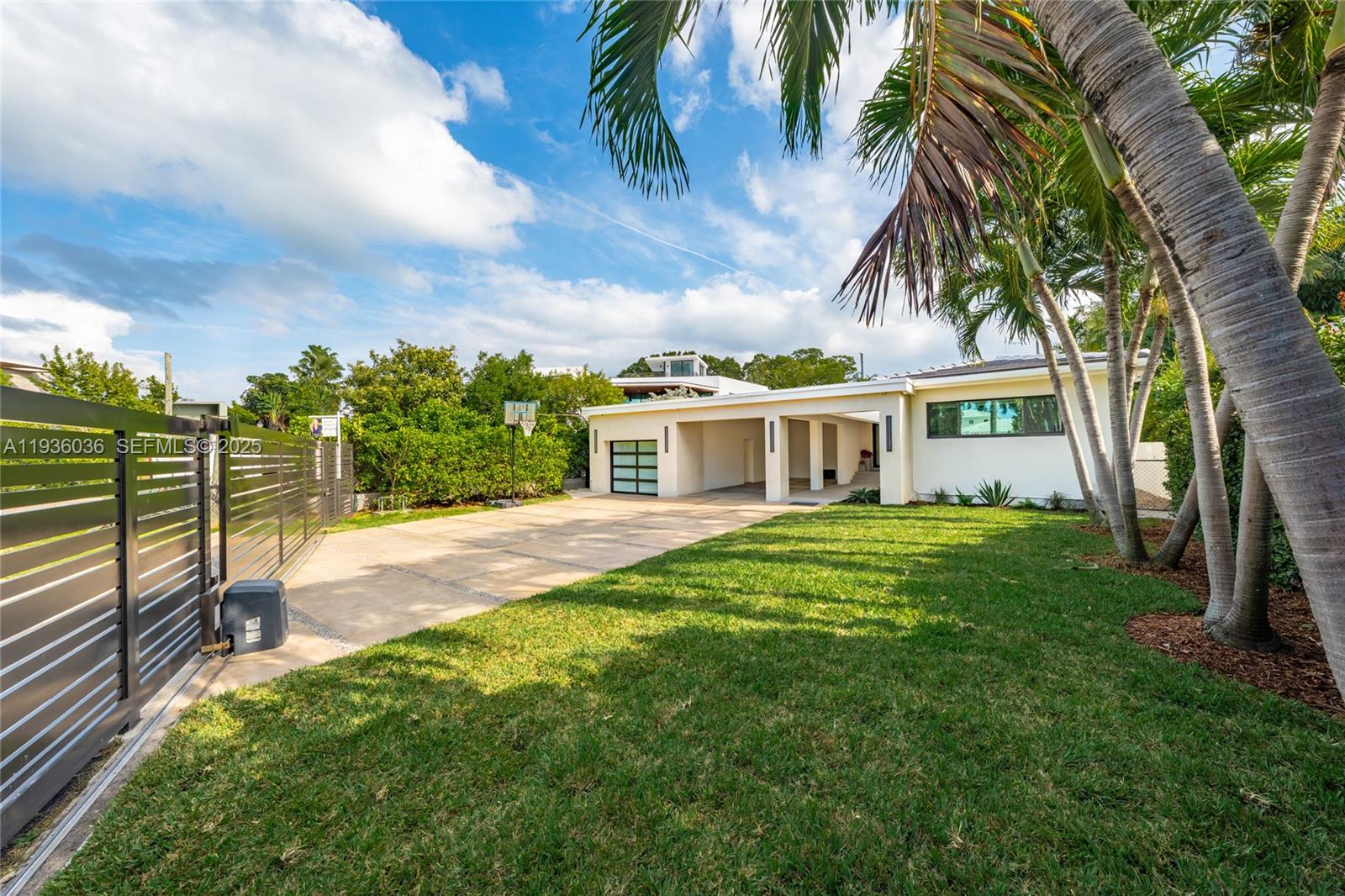 AMD PLAT OF SUNSET LAKE S - Residential