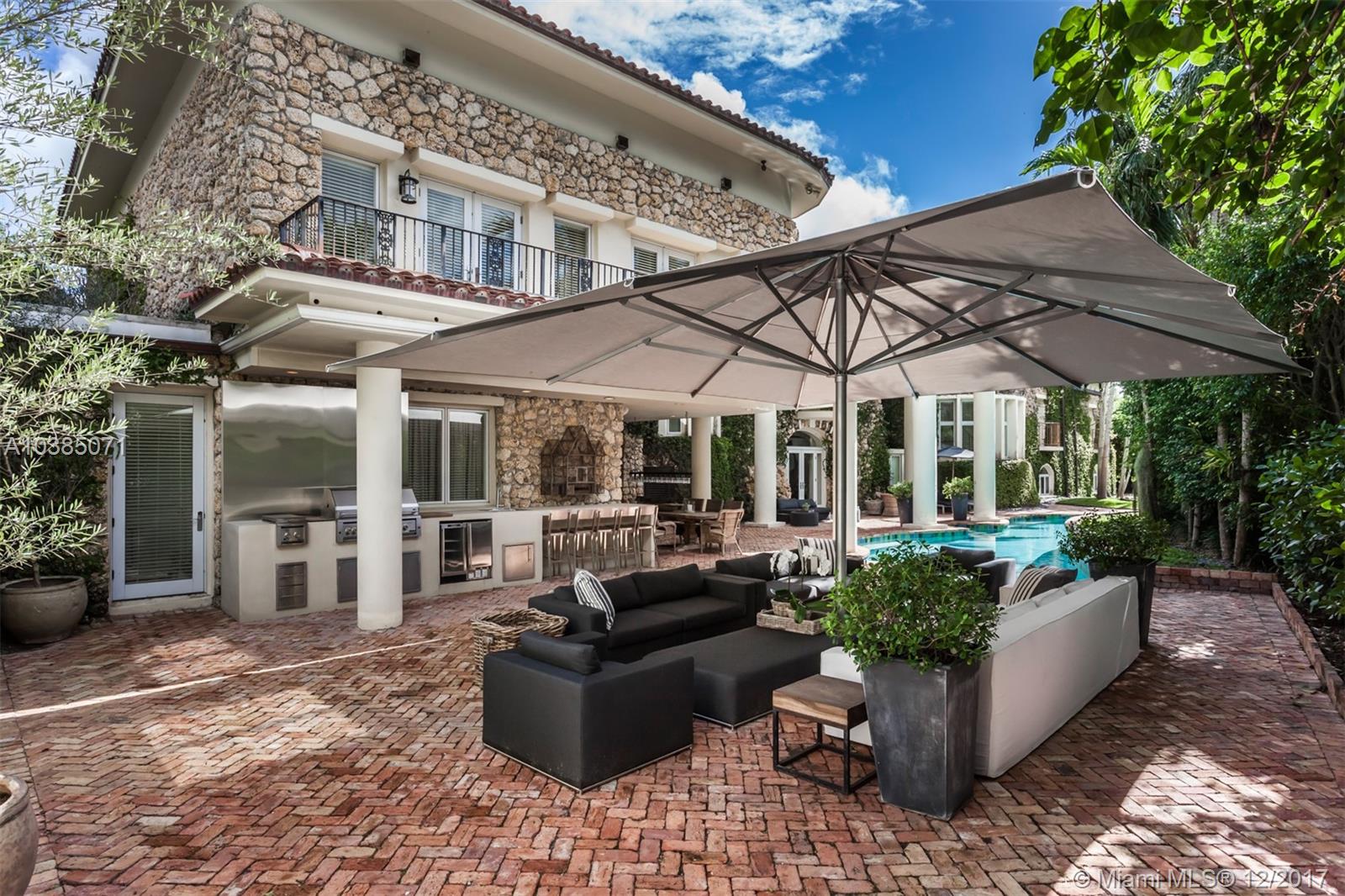 STONEGATE - Residential