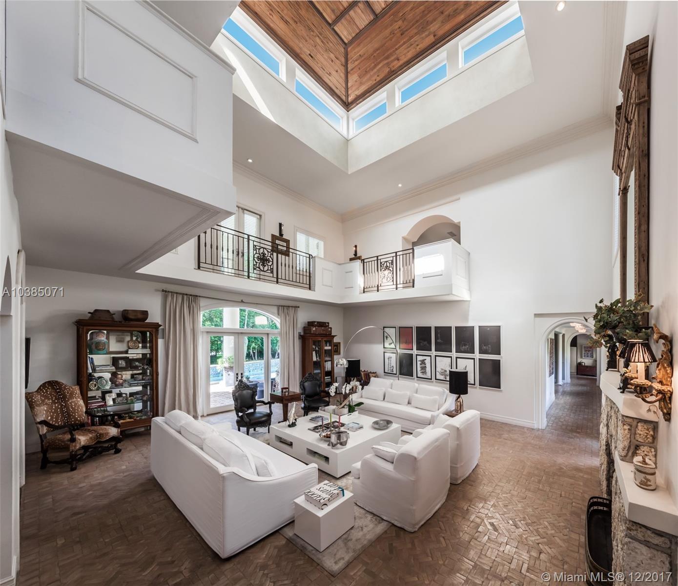 STONEGATE - Residential