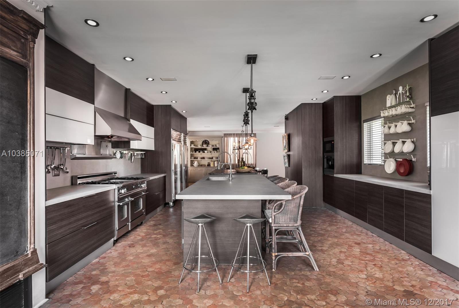 STONEGATE - Residential