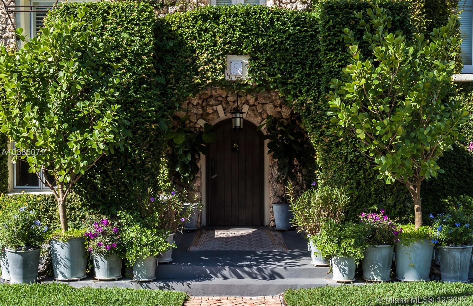 STONEGATE - Residential