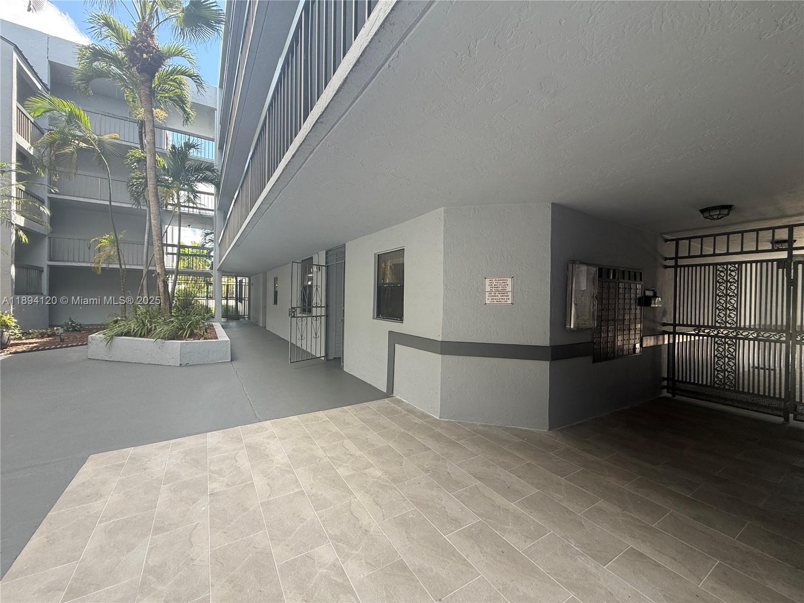 VISTA DEL LAGO CONDO PH I - Residential Lease