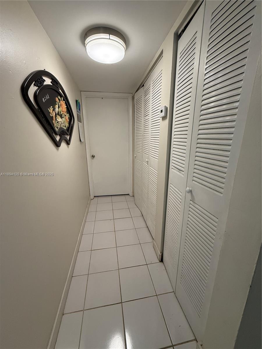 VISTA DEL LAGO CONDO PH I - Residential Lease